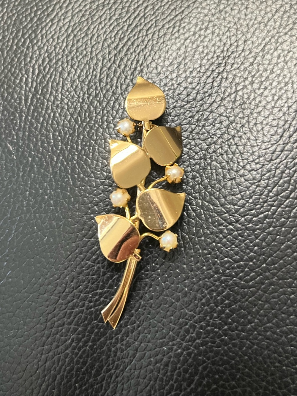 Vintage Gold Leaf Cluster Brooch with Pearl Accents - Women Jewelry